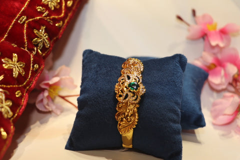 Emerald Gold Floral Bracelet