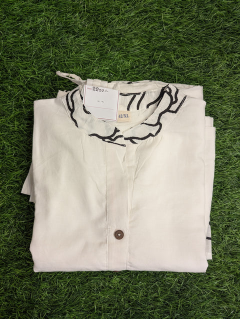 Cotton Printed Kurthi | White with Black Flowers (32)