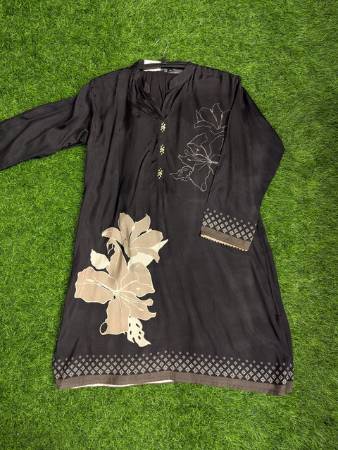 Italian Crepe Printed Kurti | Black With Beige Floral Print (39)