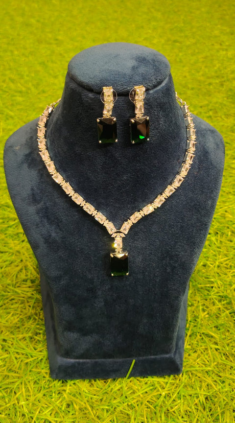 Green Ruby Rectangle Necklace Set