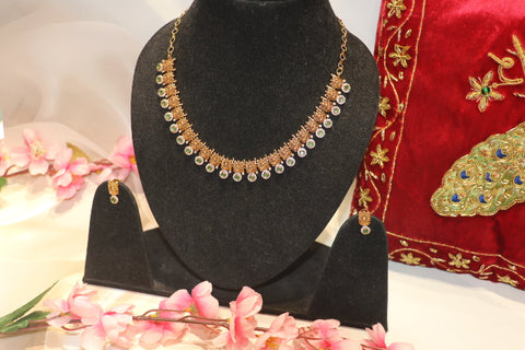 Fine Emerald stone temple gold necklace set