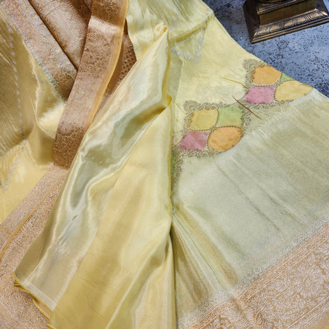 Banaras Pastel Sarres-04