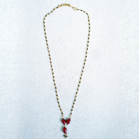 Black beads 1 (Maroon)