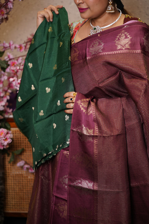 Munga silk with satin boder
