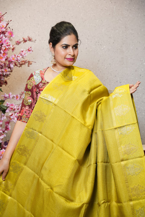 Munga silk with satin boder