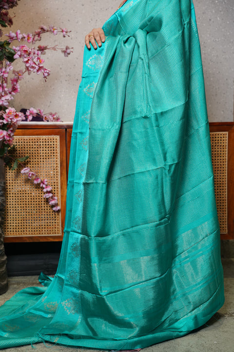 Munga silk with satin boder