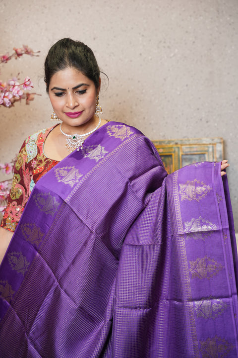 Munga silk with satin boder