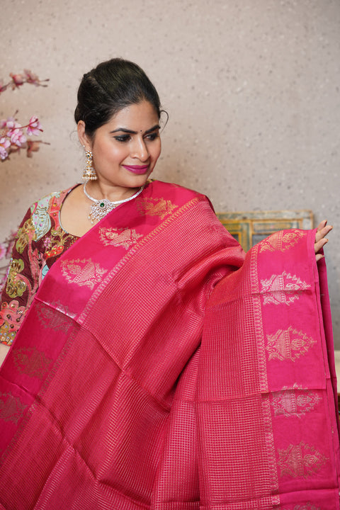 Munga silk with satin boder