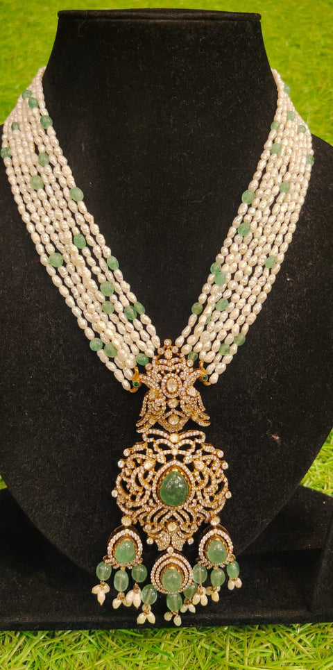 photogenic victorian necklace